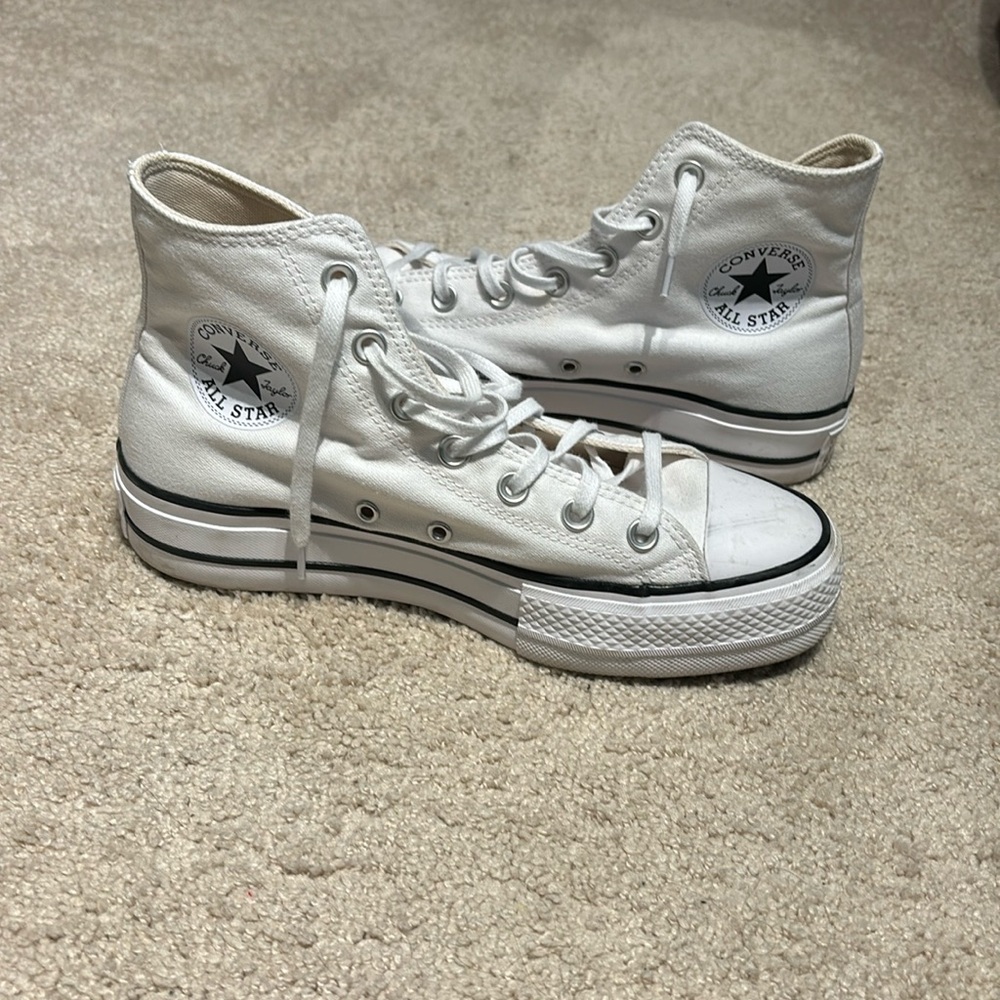 Platform high top converse.